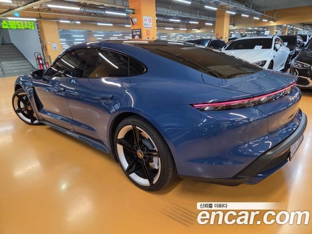 Porsche 타이칸 турбо, 2024 все фото