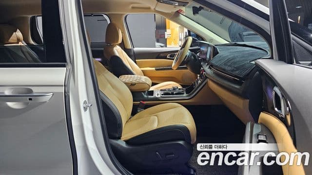 Kia Carnival 4세대 Signature, 2021 10