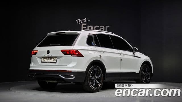 Volkswagen Tiguan 2세대 Premium, 2023 2