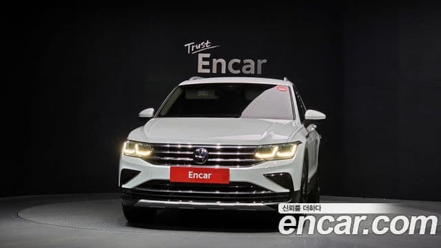 Volkswagen Tiguan 2세대 Premium, 2023 3