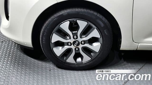 Kia The / новый New Morning Luxury, 2016 все фото