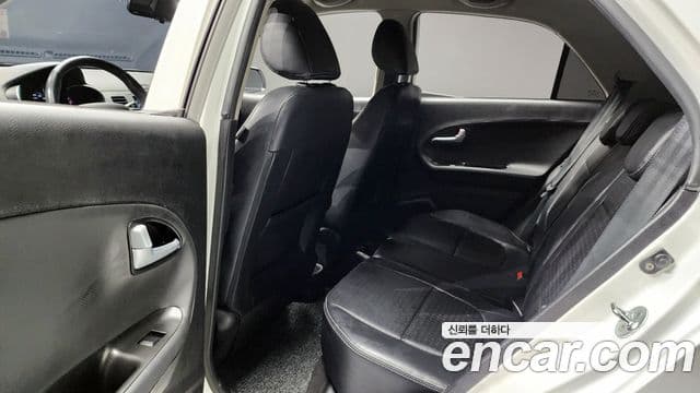 Kia The / новый New Morning Luxury, 2016 12