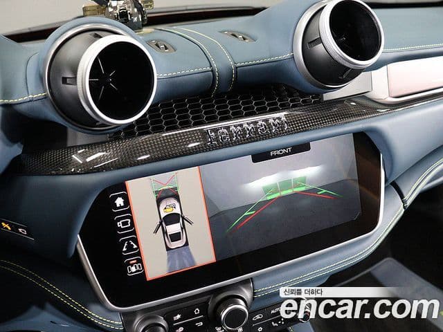 Ferrari 포르토피노 M 3.9 V8, 2022 8