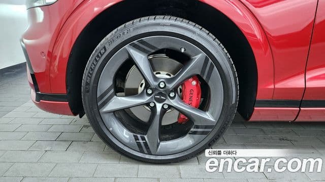 Genesis GV70, 2025 все фото