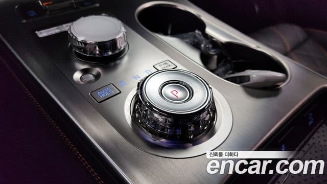 Genesis GV70, 2025 9