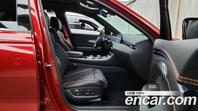 Genesis GV70, 2025 11