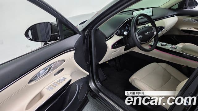 Genesis GV70, 2024 12