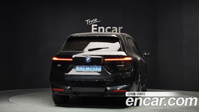 BMW iX xDrive50 Sport Plus, 2023 4