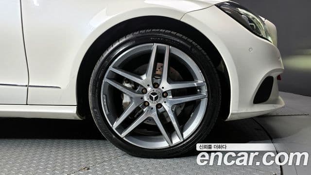 Mercedes-Benz CLS-класс W218 CLS350 d 4MATIC, 2016 все фото