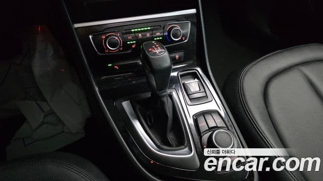 BMW 2시리즈 active 투어러 (F45) Joy, 2016 9