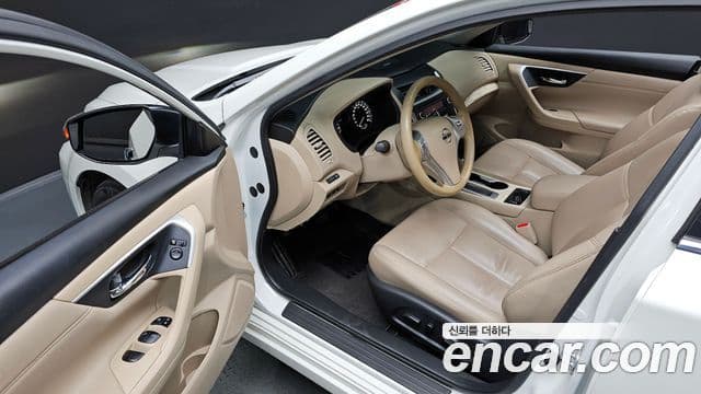 Nissan 알티마 L33, 2017 12