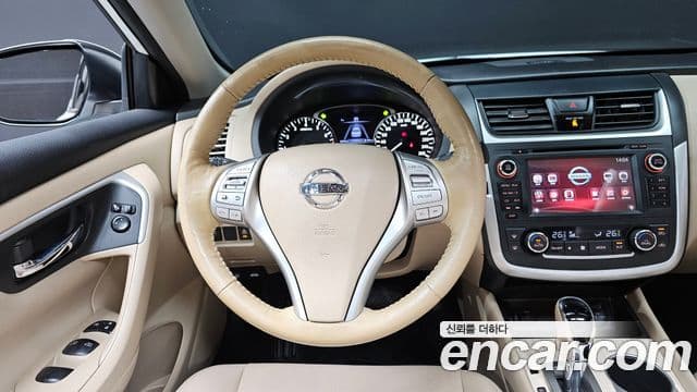 Nissan 알티마 L33, 2017 13