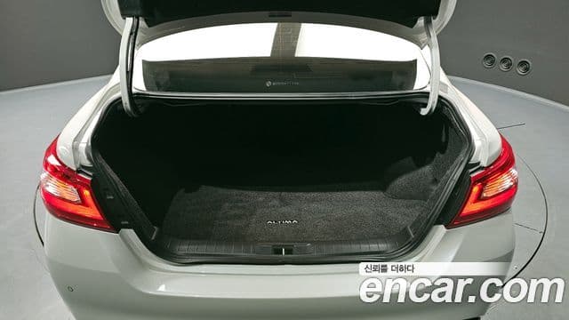Nissan 알티마 L33, 2017 20
