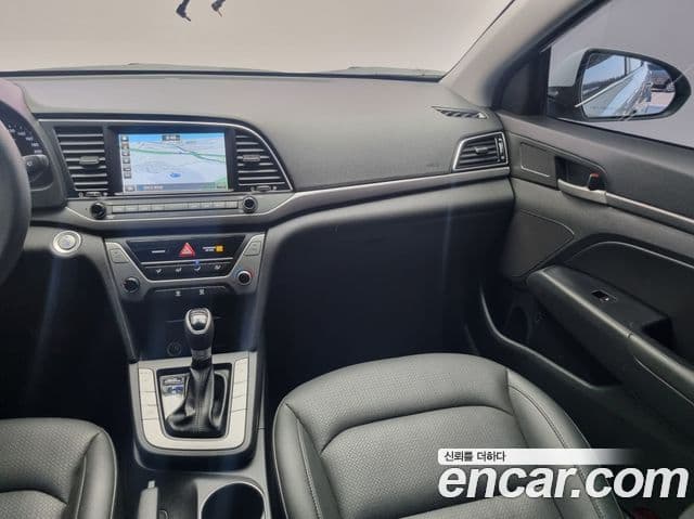 Hyundai Avante AD 1.6 GDI Value Plus, 2018 9