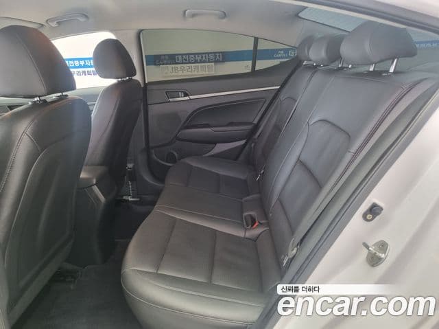 Hyundai Avante AD 1.6 GDI Value Plus, 2018 16