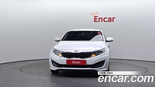 Kia K5 LPI Deluxe, 2011 3