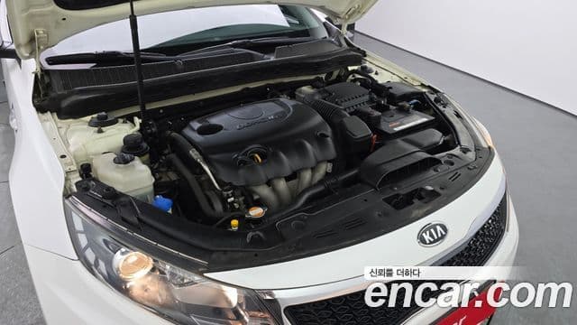 Kia K5 LPI Deluxe, 2011 6