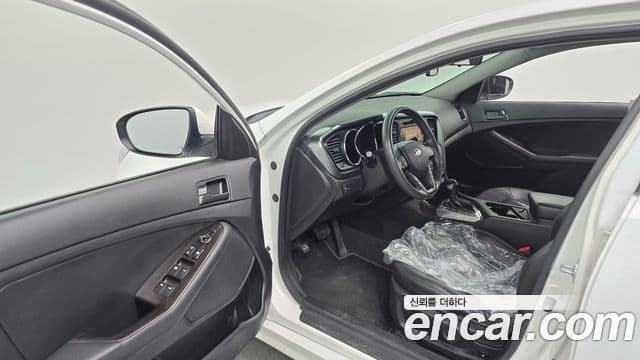 Kia K5 LPI Deluxe, 2011 10