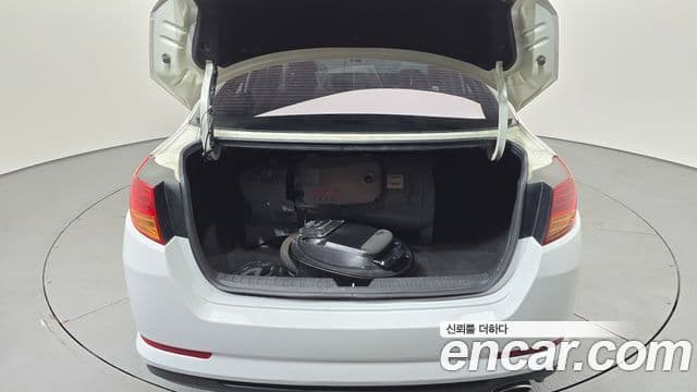 Kia K5 LPI Deluxe, 2011 20