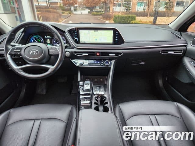 Hyundai Sonata гибрид (DN8) Modern, 2022 14