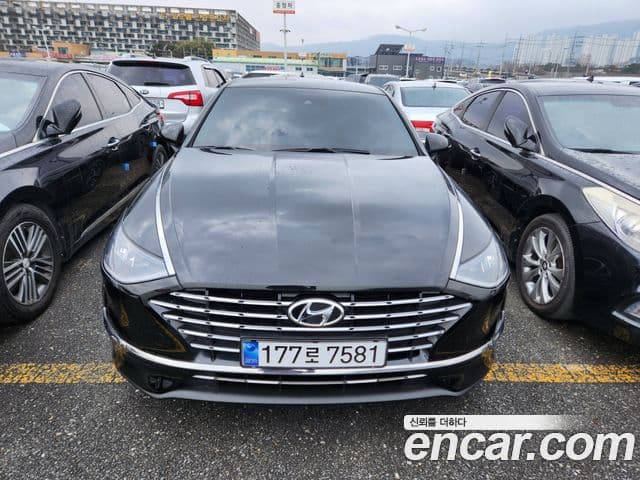 Hyundai Sonata гибрид (DN8) Modern, 2022 16