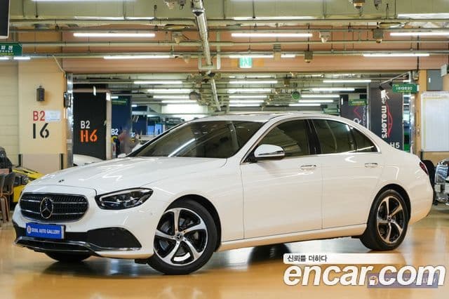 Mercedes-Benz E-класс W213 Avantgarde, 2021 1