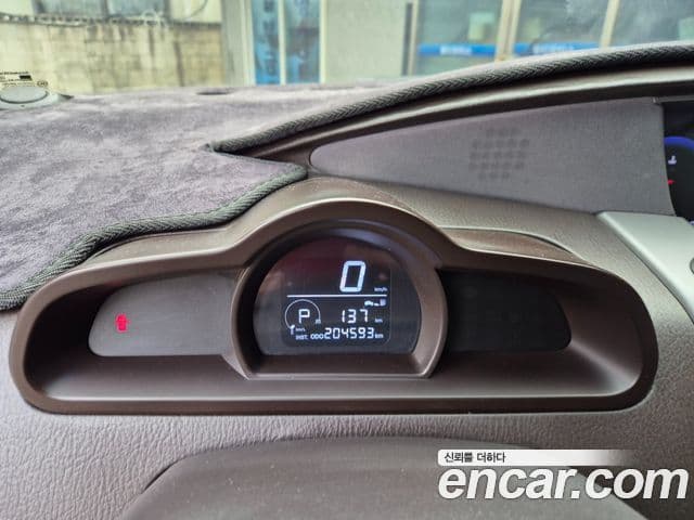 KG모빌리티(SsangYong) Korando 투리스모 2WD LT 11인승, 2014 16