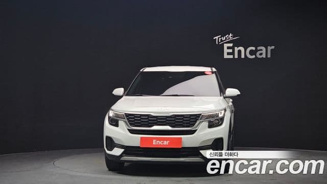 Kia Seltos Trendy, 2022 3