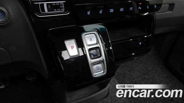 Hyundai Staria Inspiration, 2022 9
