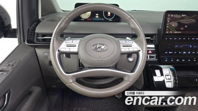 Hyundai Staria Inspiration, 2022 13