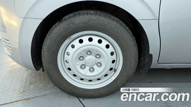 Hyundai Staria Smart, 2023 все фото