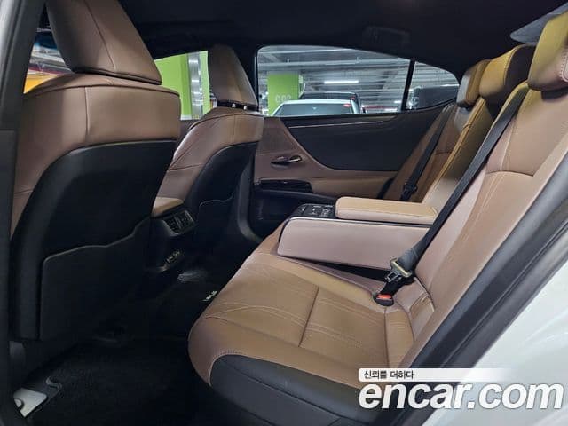 Lexus ES300h 7세대 Luxury Plus, 2023 6