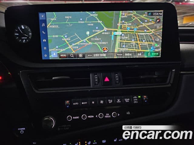 Lexus ES300h 7세대 Luxury Plus, 2023 10