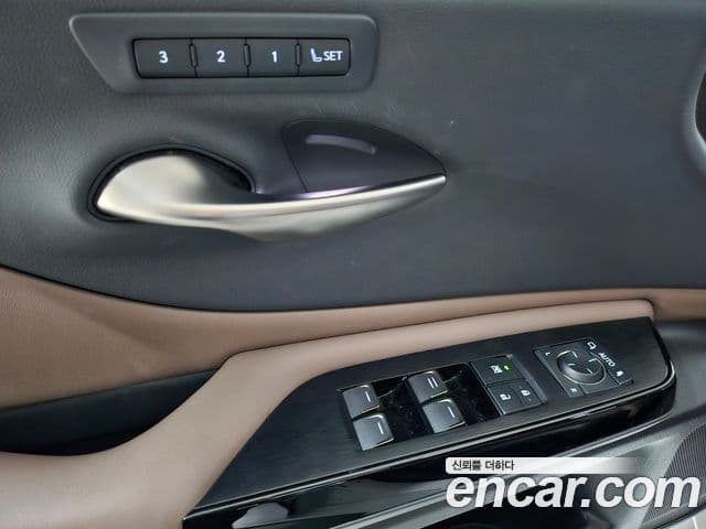 Lexus ES300h 7세대 Luxury Plus, 2023 15