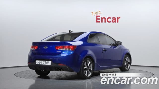 Kia Forte купе Luxury, 2010 2