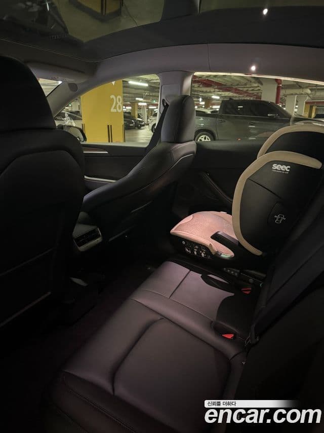 Tesla модель Y, 2025 6