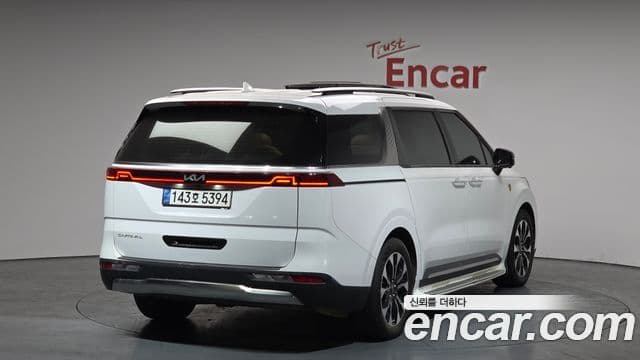 Kia Carnival 4세대 Signature, 2022 2