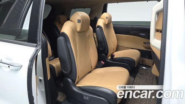 Kia Carnival 4세대 Signature, 2022 11