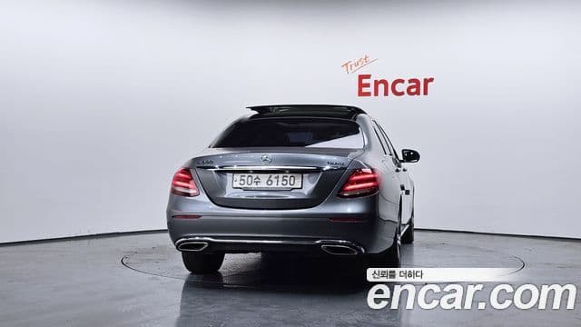 Mercedes-Benz E-класс W213 Avantgarde, 2017 4