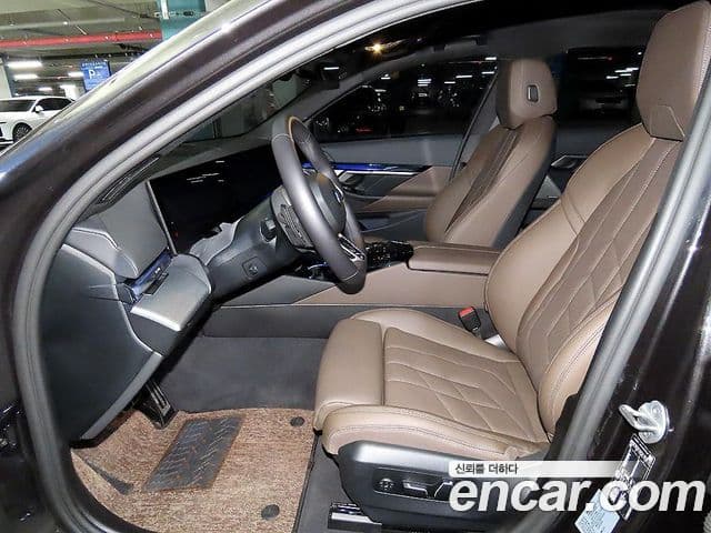 BMW 5시리즈 (G60) 520i M Sport, 2025 8