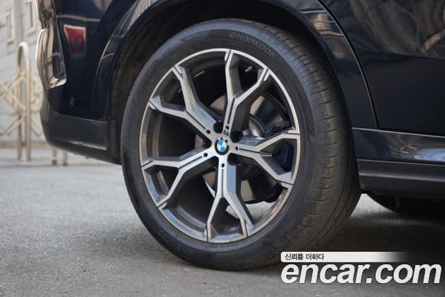 BMW X6 (G06) xDrive40i M Sport, 2023 4