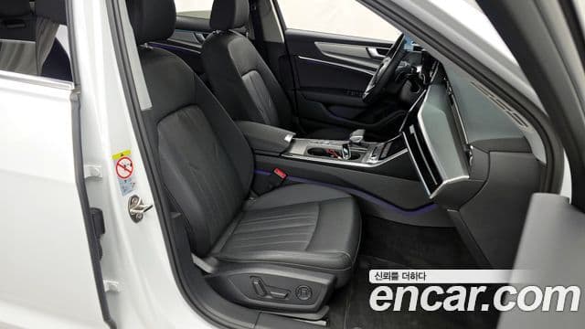 Audi A6 (C8), 2020 11