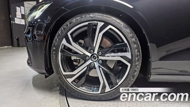 Volvo S60 3세대 B5 Ultimate Dark, 2024 все фото