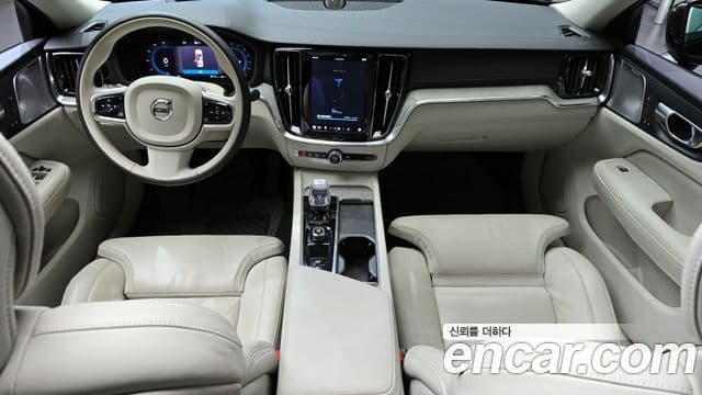 Volvo S60 3세대 B5 Ultimate Dark, 2024 7