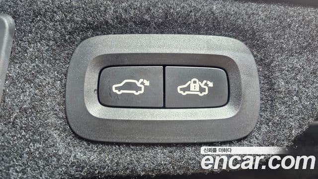 Volvo S60 3세대 B5 Ultimate Dark, 2024 20