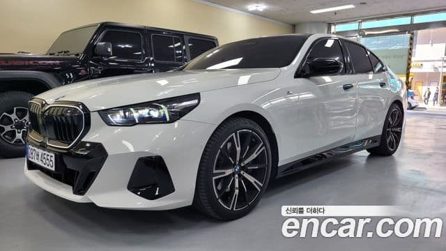 BMW 5시리즈 (G60) 530i xDrive M Sport, 2025 1