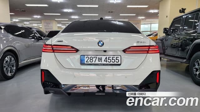 BMW 5시리즈 (G60) 530i xDrive M Sport, 2025 4