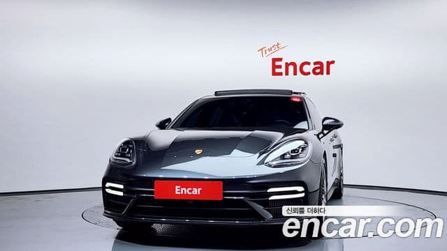 Porsche Panamera (971), 2023 3