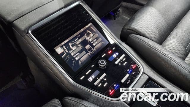 Porsche Panamera (971), 2023 18