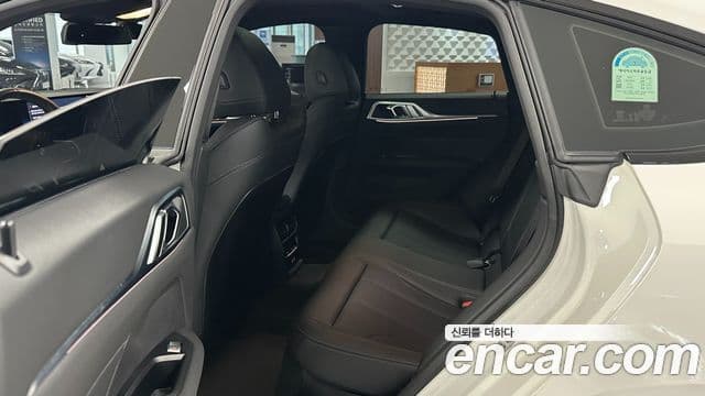 BMW i4 eDrive40 M Sport, 2025 11